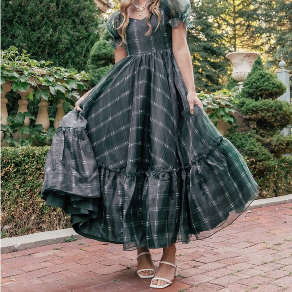 JessaKae Cordelia Dress in Green (Womens)